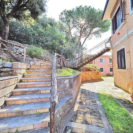 Casale Amati Al Mare ليريسي